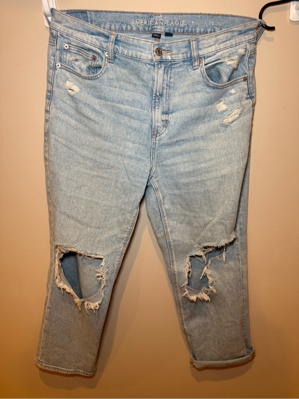 American Eagle Outfitters Light Blue Distressed Boyfriend Jeans